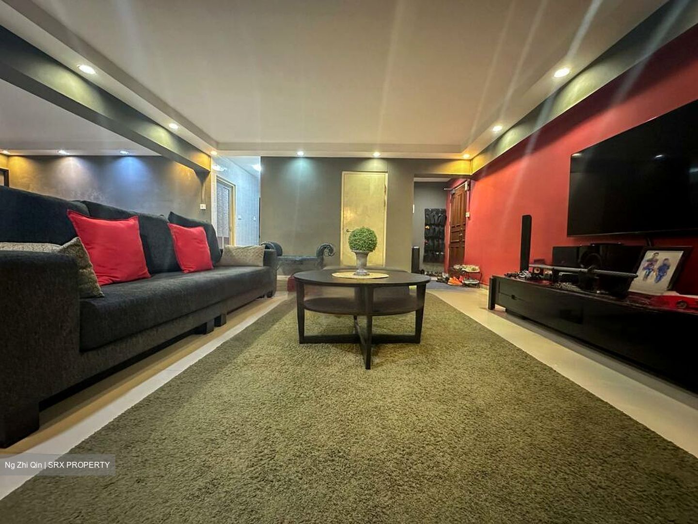 Blk 299C Compassvale Green (Sengkang), HDB Executive #458737641